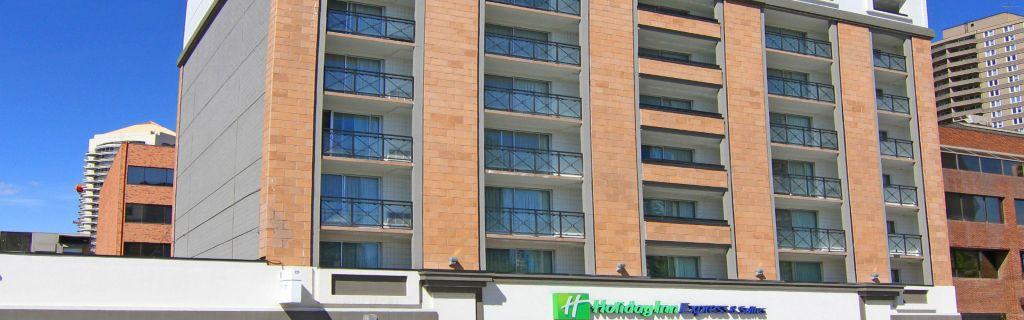 Holiday Inn Express And Suites Calgary By Ihg Bagian luar foto